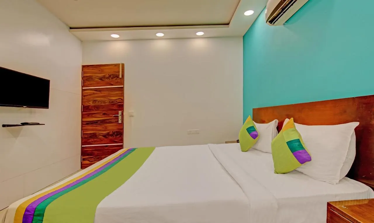 Itsy By Treebo - Dr Regency Hotel Delhi