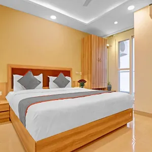 Hotel O Royal Residency